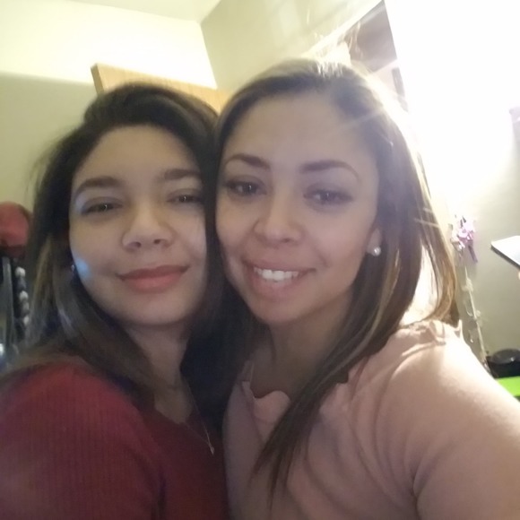 Meet your Posher, Amanda - Picture 1 of 1